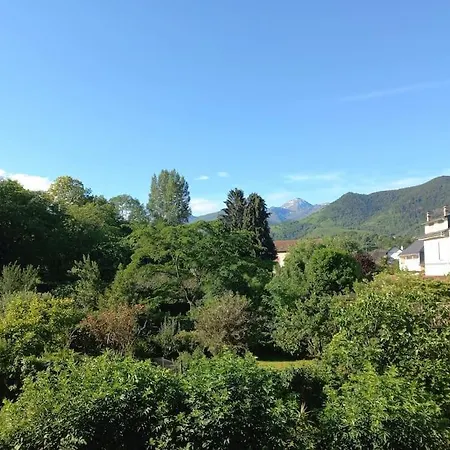 Belle Maison, Face Pic Du Midi