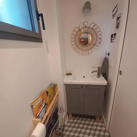 Belle Maison, Face Pic Du Midi *